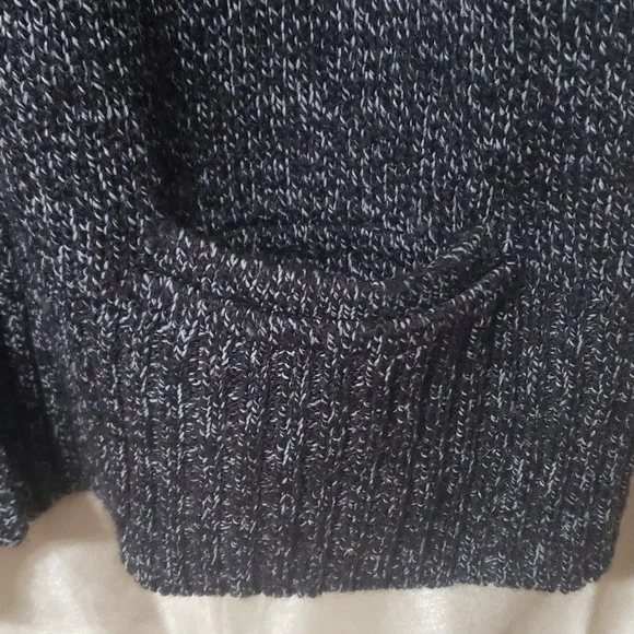 Karen Scott. Woman. Beautiful Heathered Dark Gray Cardigan;  Button Up. Size 3X - Picture 7 of 12